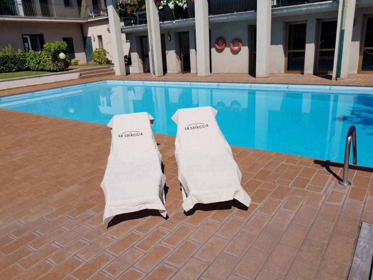 Foresteria Lombarda La Spiaggia Lierna Exterior foto